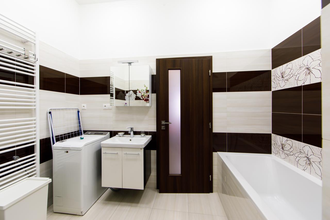 Aplend City Apartments Na Vrsku Μπρατισλάβα Εξωτερικό φωτογραφία